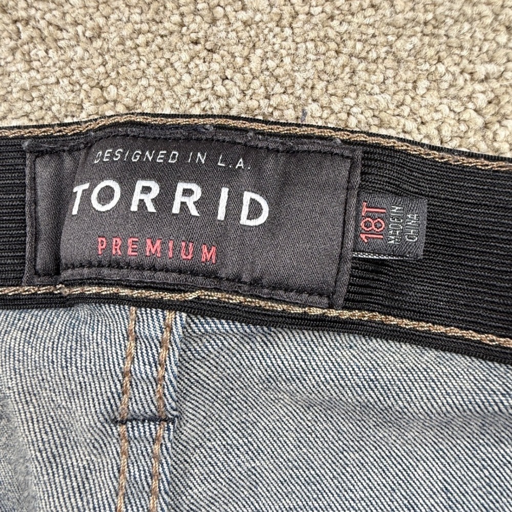 Torrid Premium Skinny Jeans Womens 18T Blue Medium Wash Button Fly High Rise - Picture 6 of 9
